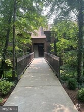 Building Photo - 23250 Chestnut Oak Ct