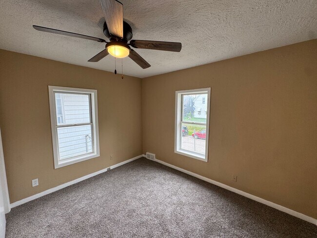 Foto del edificio - Charming 2-Story Home in Moline!
