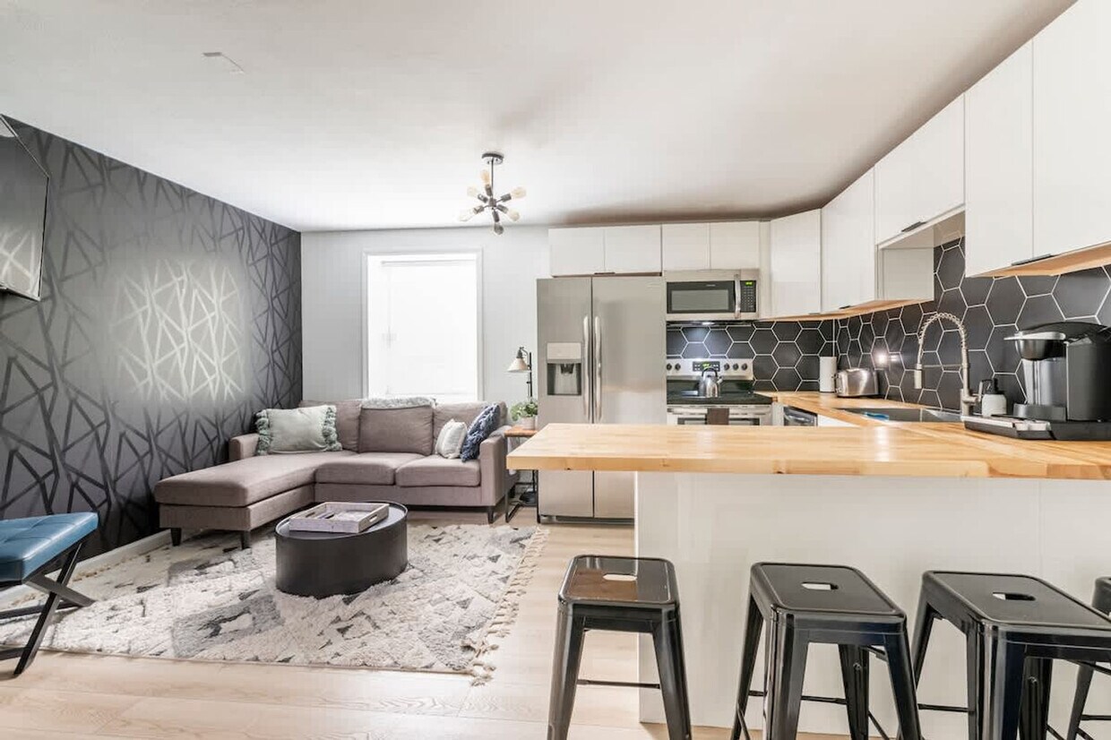 Foto principal - 654 Coddington Rd