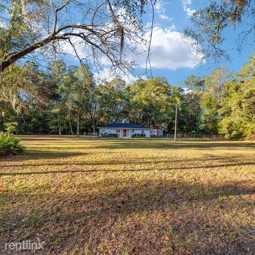 Building Photo - 2 br, 2 bath House - 5010 Northeast 155 Av...