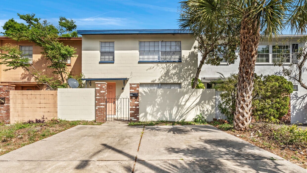 Spacious 4 bedroom home House Rental in Temple Terrace, FL