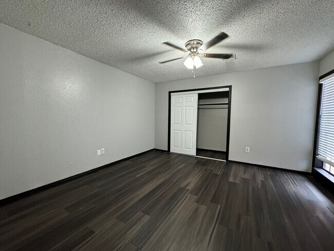 Building Photo - 10 SW 69th St