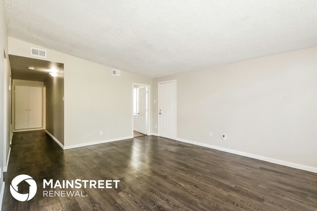 Building Photo - 100 Taney Dr