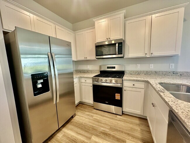 Foto del edificio - Four Bedroom Single Level Home in the Retreat at East Argent!