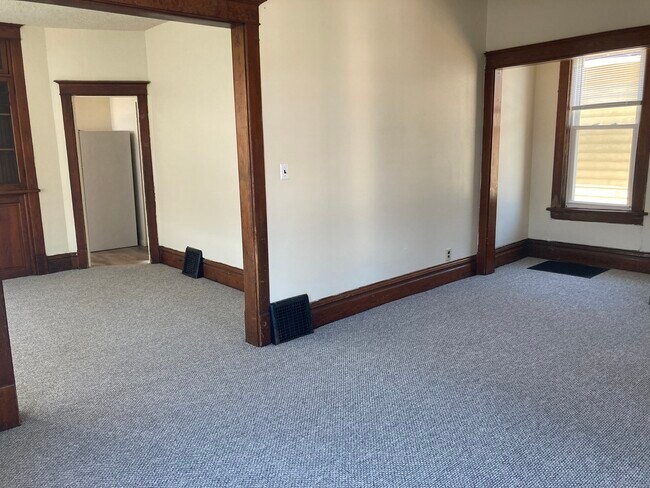 Sala de estar/comedor - 90 Kaufmann Ave