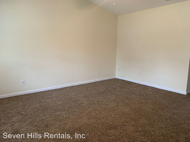 Foto del edificio - 161-163 Melody Ln NW