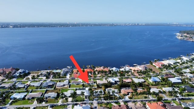 Building Photo - 331 Bayshore Dr