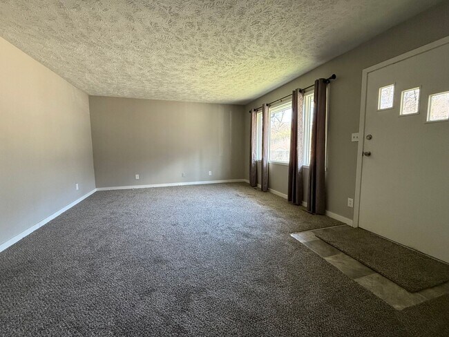 Foto del edificio - Quiet Cul-de-Sac Living in Council Bluffs