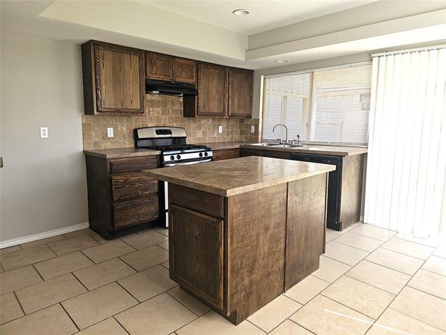 Foto del edificio - 3014 Ripplewood Dr