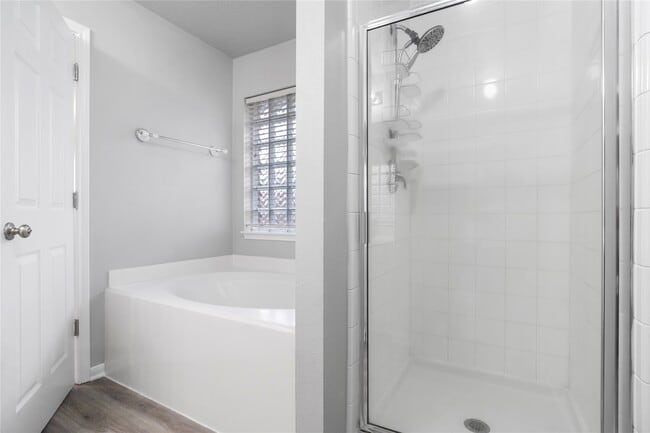 Foto del edificio - 2210 Melanie Park Dr