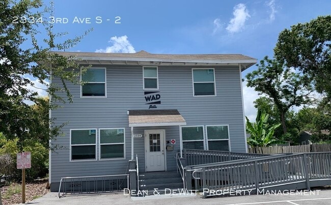 Building Photo - 2334 3rd Ave S