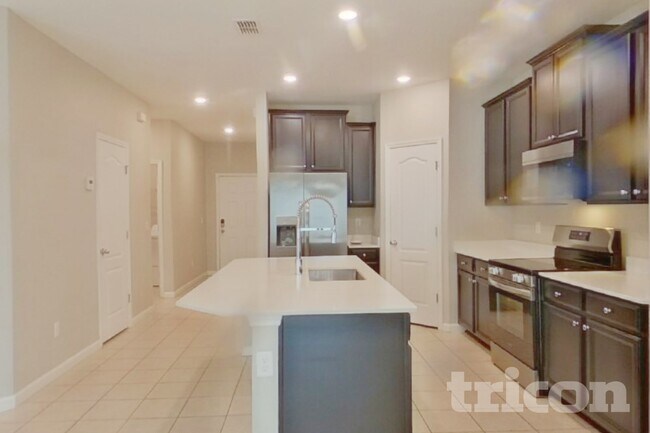 Foto del edificio - 10252 Powell Creek Ct