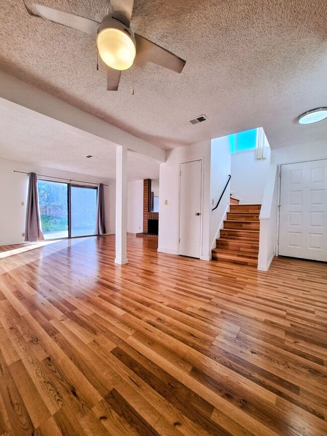 Building Photo - Beautifully Remodeled Two-Story 3bd Duplex w/Attached Garage & Private Yard