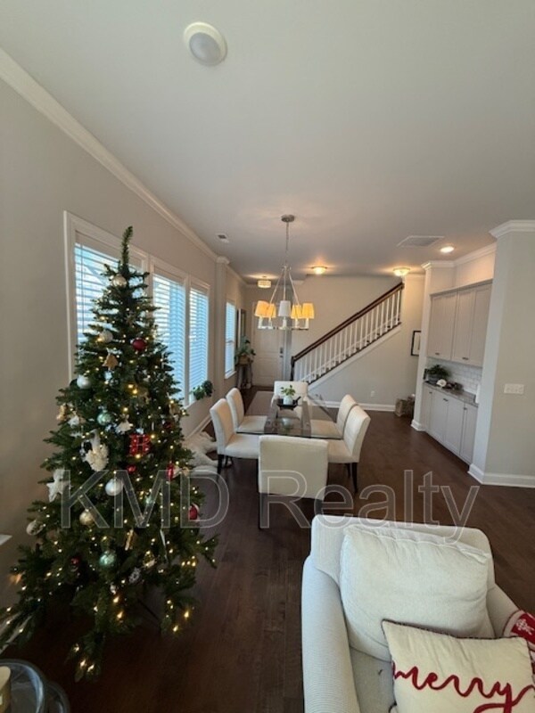 Foto del edificio - 9735 Briarwick Ln