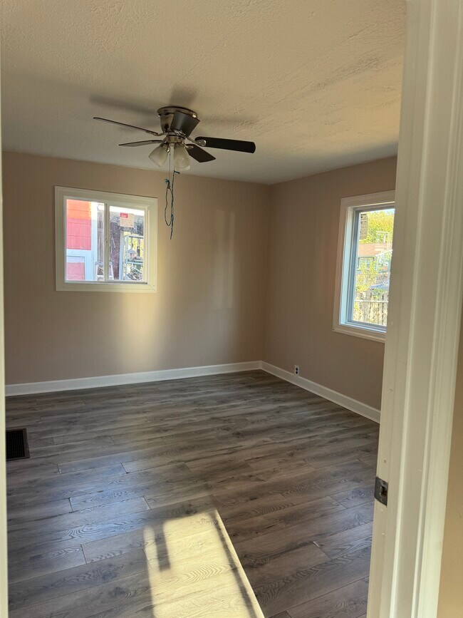 Foto del edificio - 1321 Brookside Ave