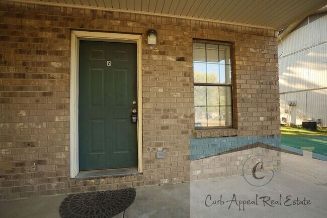 Foto del edificio - 2 bed, 1.5 bath apartment - $775 - HUD acc...