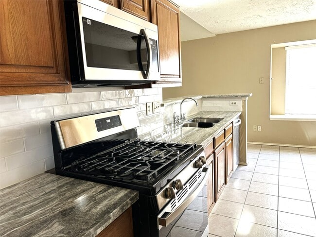 Foto del edificio - 1735 Jo Ann Ln