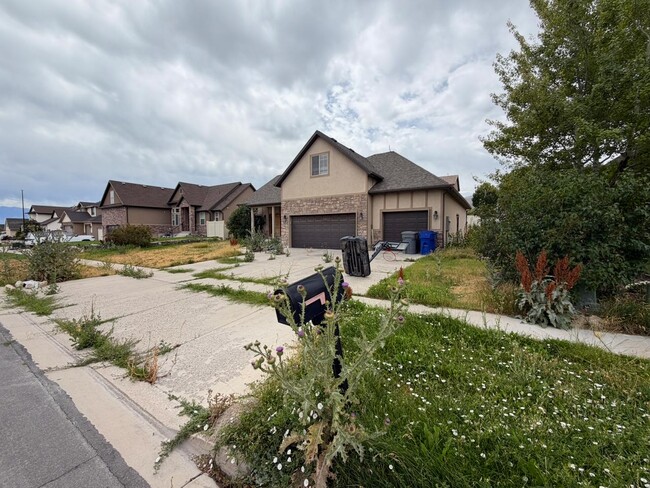 Foto del edificio - 783 Meadow Side Dr
