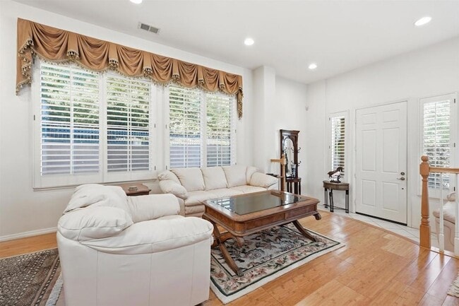 Building Photo - 8010 Gilman Ct