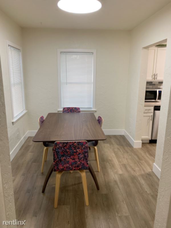 Building Photo - 2 br, 1 bath Townhome - 803 Fell St