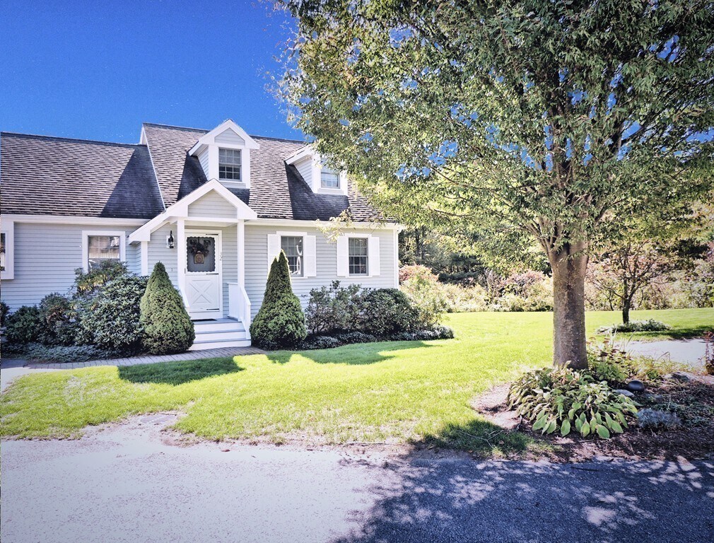 Primary Photo - 319 Stearns St