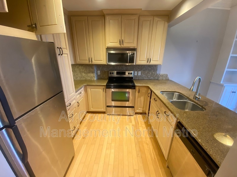 Photo - 2277 Peachtree Road