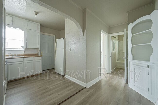 Foto del edificio - 1427 NE 28th St