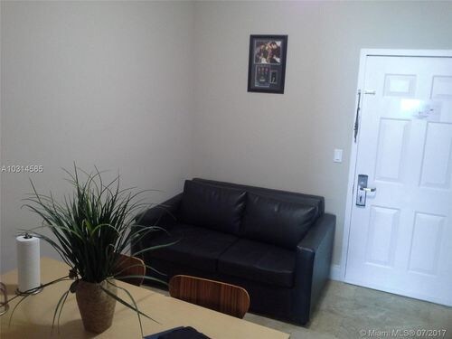Foto del edificio - 1750 NW 107th Ave