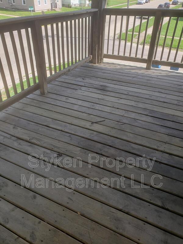 609 N Dearborn Ave, Kankakee, IL 60901 Condo for Rent in Kankakee, IL