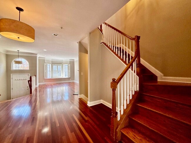 Building Photo - 25 MALLARD Pl