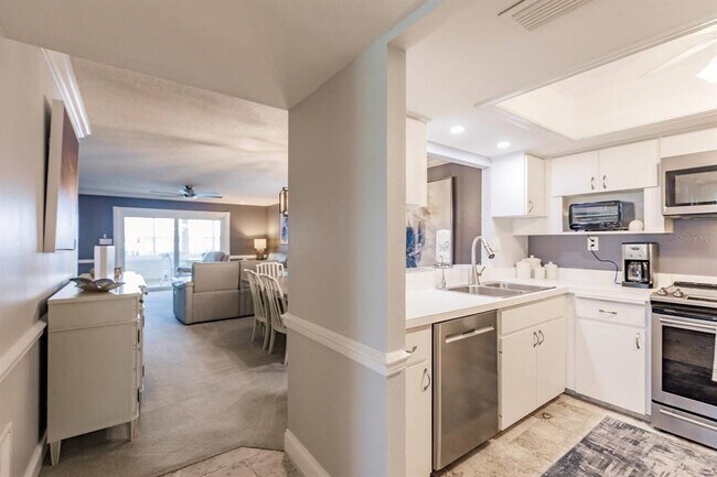 Foto del edificio - 1055 W Peppertree Dr