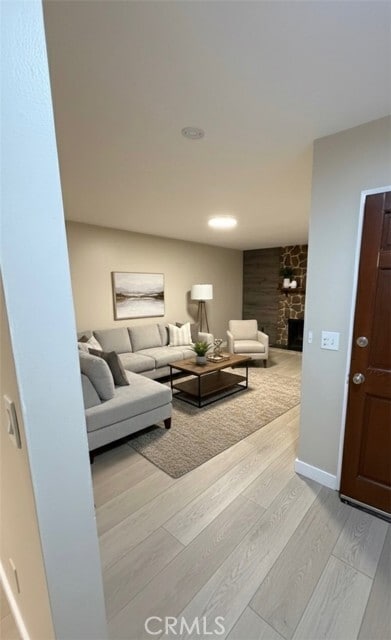 Foto del edificio - 6942 Oxford Dr