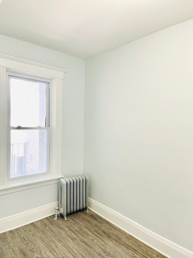 second bedroom - 93 Monticello Ave
