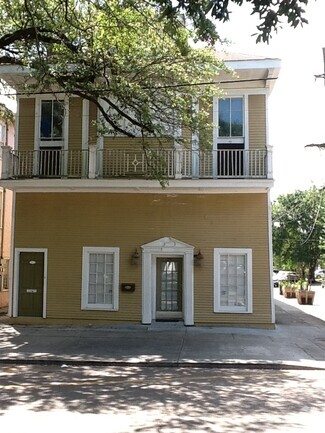 Building Photo - 2101 S Carrollton Ave