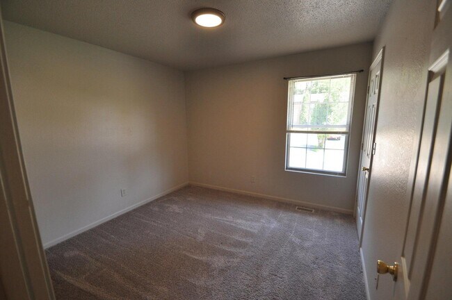 Foto del edificio - 4103 W Bethany Dr