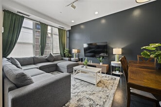 Building Photo - 160 E Berkeley St