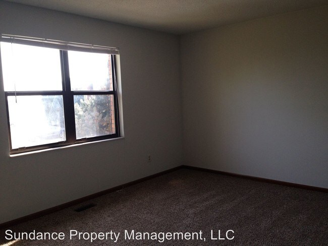 Building Photo - 3151 ROESCH BLVD
