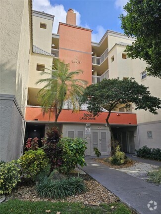 Building Photo - 8245 Lake Dr