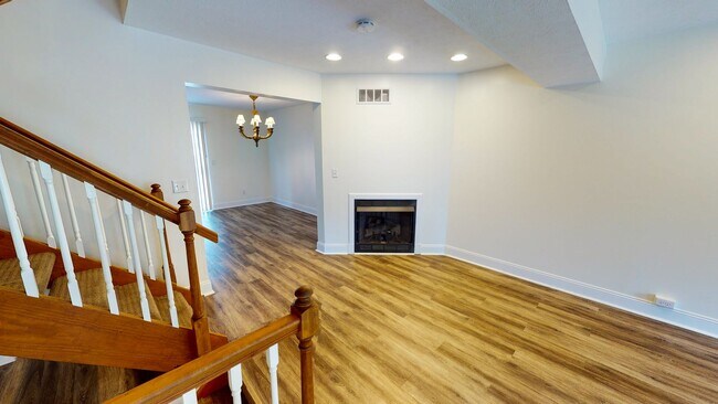 Foto del edificio - 2 Bed 1.5 Bath Townhouse for Rent in Monaca