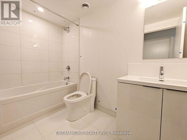 Photo du bâtiment - 238 Simcoe St