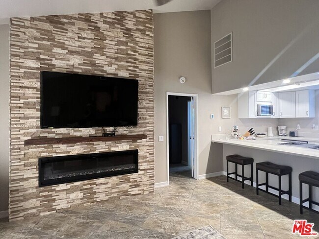 Building Photo - 40981 Preston Trail