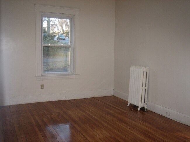 Building Photo - 1100 Boylston St