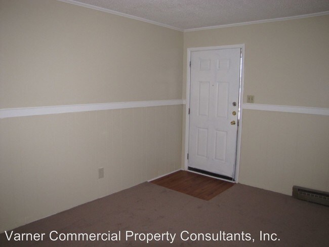 Foto del edificio - 6838-6838 Ward Ave