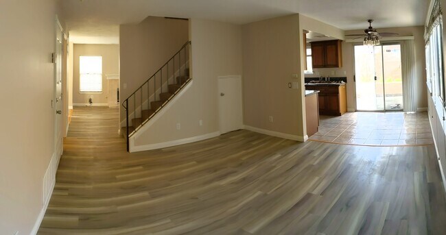 Family room - 26284 Cardigan Pl