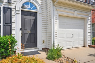 Building Photo - 263 Hadley Commons Dr