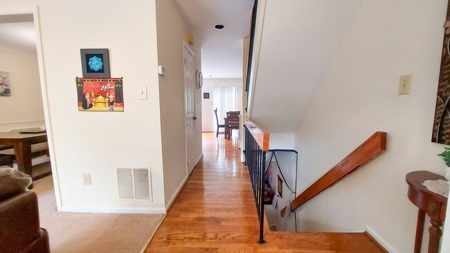 Foto del edificio - Cozy 3BR/2.5BTH Townhome in Layhill area o...