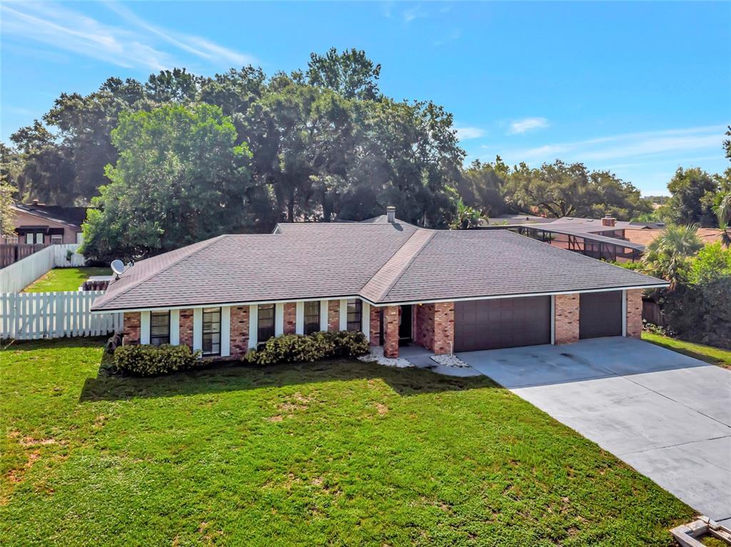 Foto principal - 6829 Bittersweet Ln