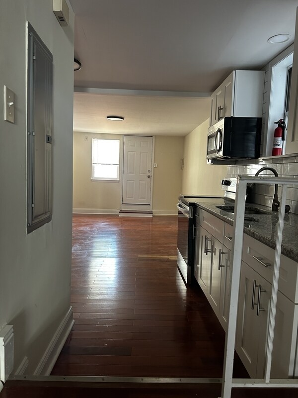 Foto del edificio - 1547 S 13th St