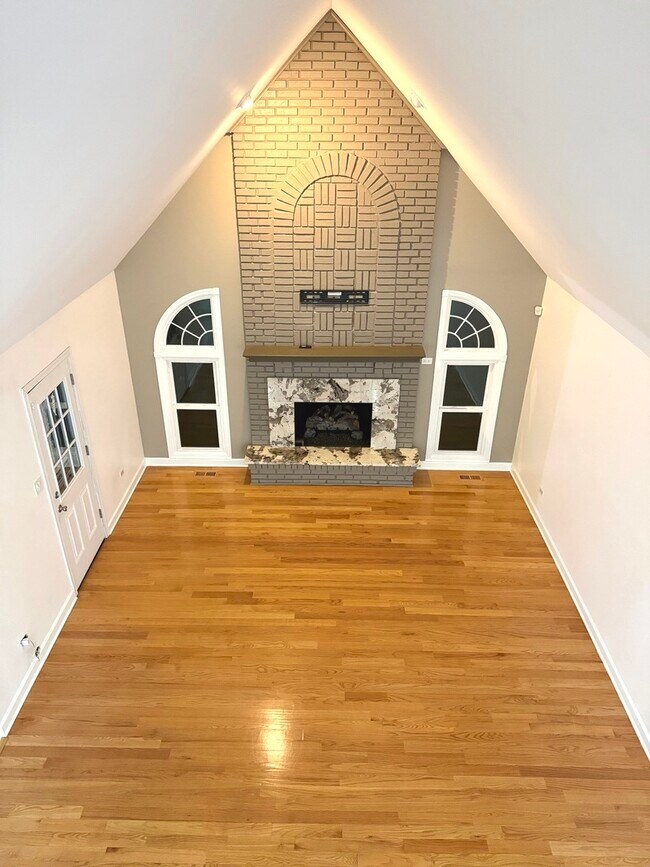 Foto del edificio - 17312 Valley View Dr