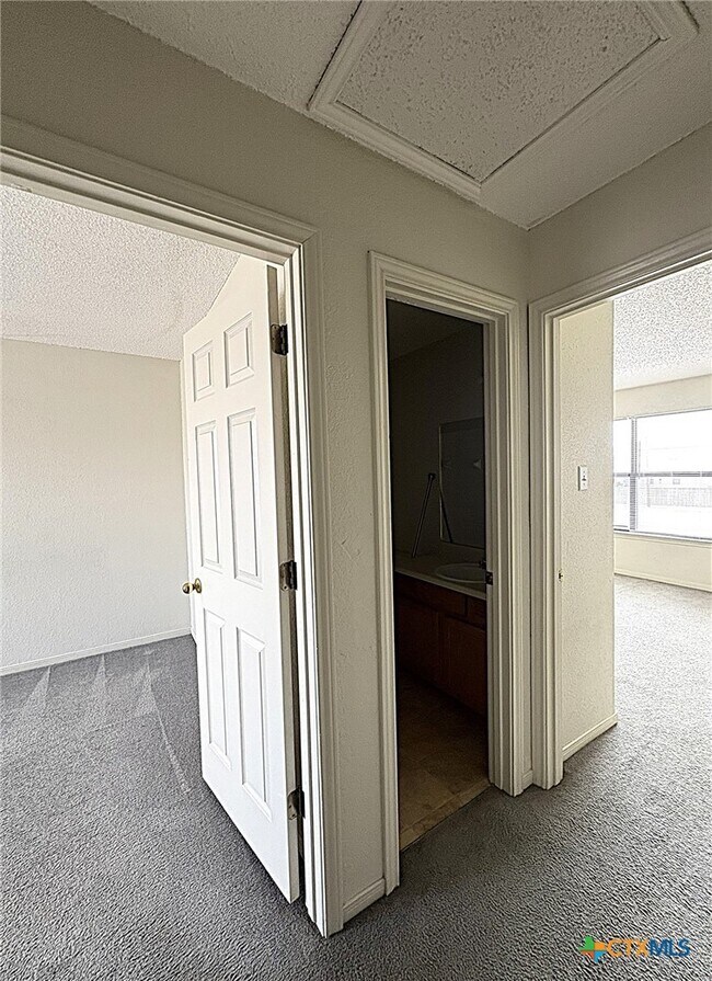Foto del edificio - 1307 Monroe Loop